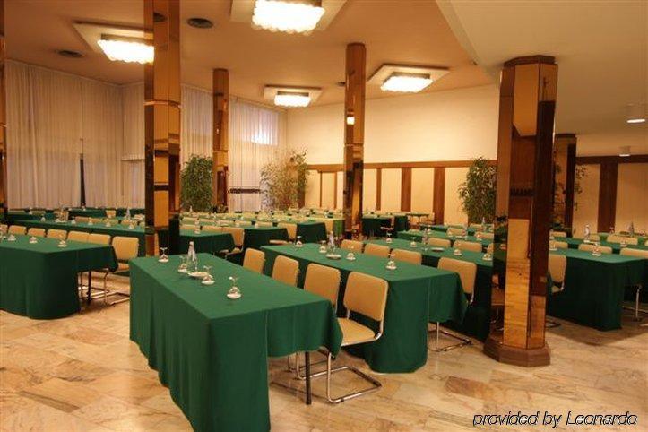 Grand Hotel Golf Tirrenia Facilities photo
