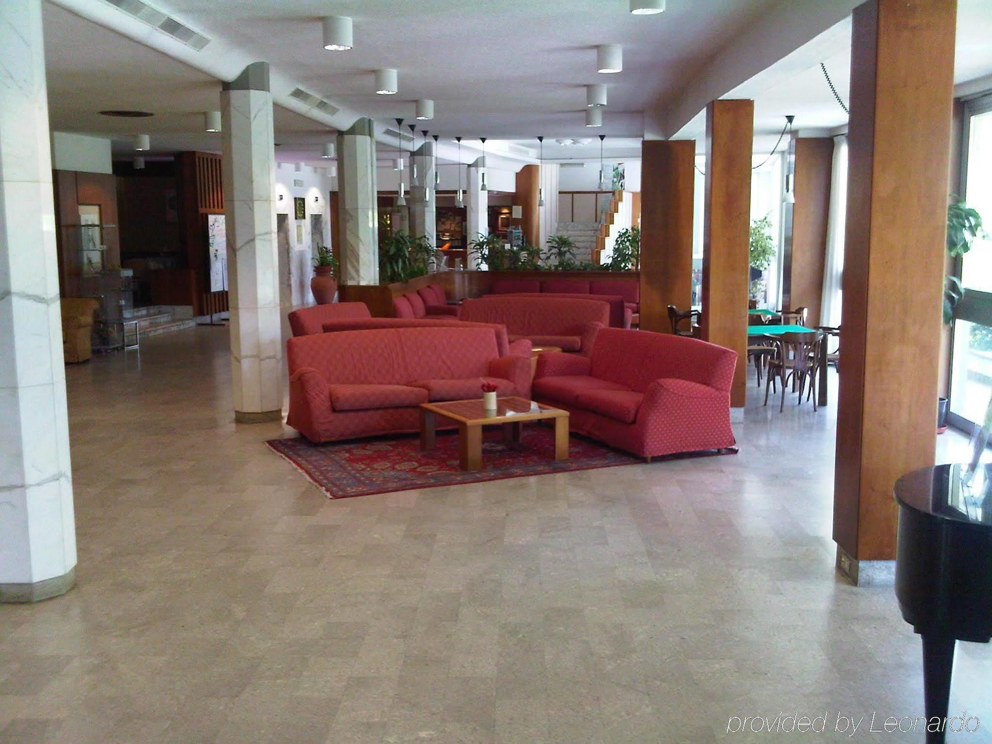 Grand Hotel Golf Tirrenia Interior photo