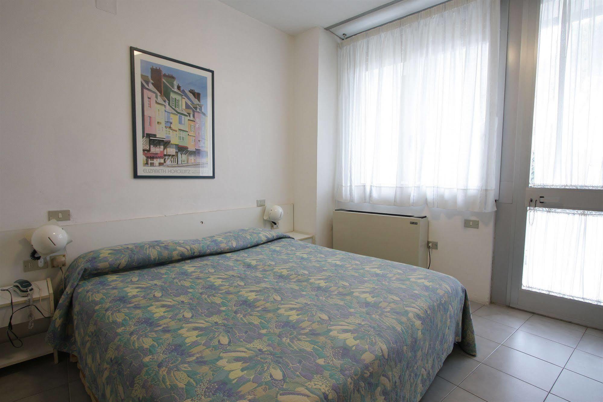 Grand Hotel Golf Tirrenia Exterior photo