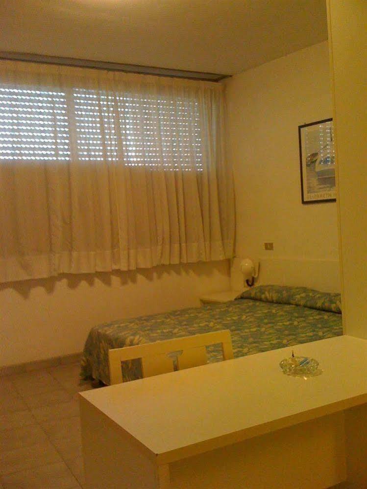Grand Hotel Golf Tirrenia Exterior photo