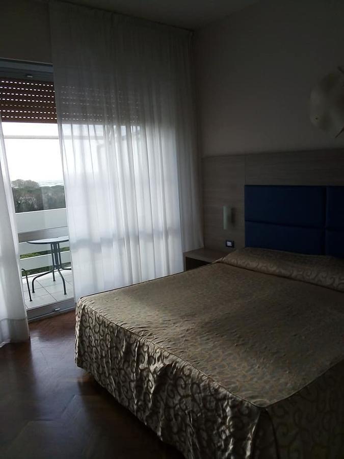 Grand Hotel Golf Tirrenia Exterior photo